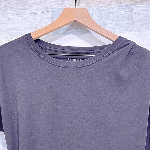 Athleta Essence Pleated Tee Black Short Sleeve Tech Jersey Knit Womens Medium - Picture 2 of 7